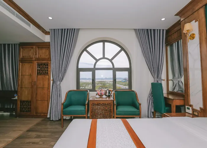 Prosperity Boutique & Restaurent Apartment Ha Long